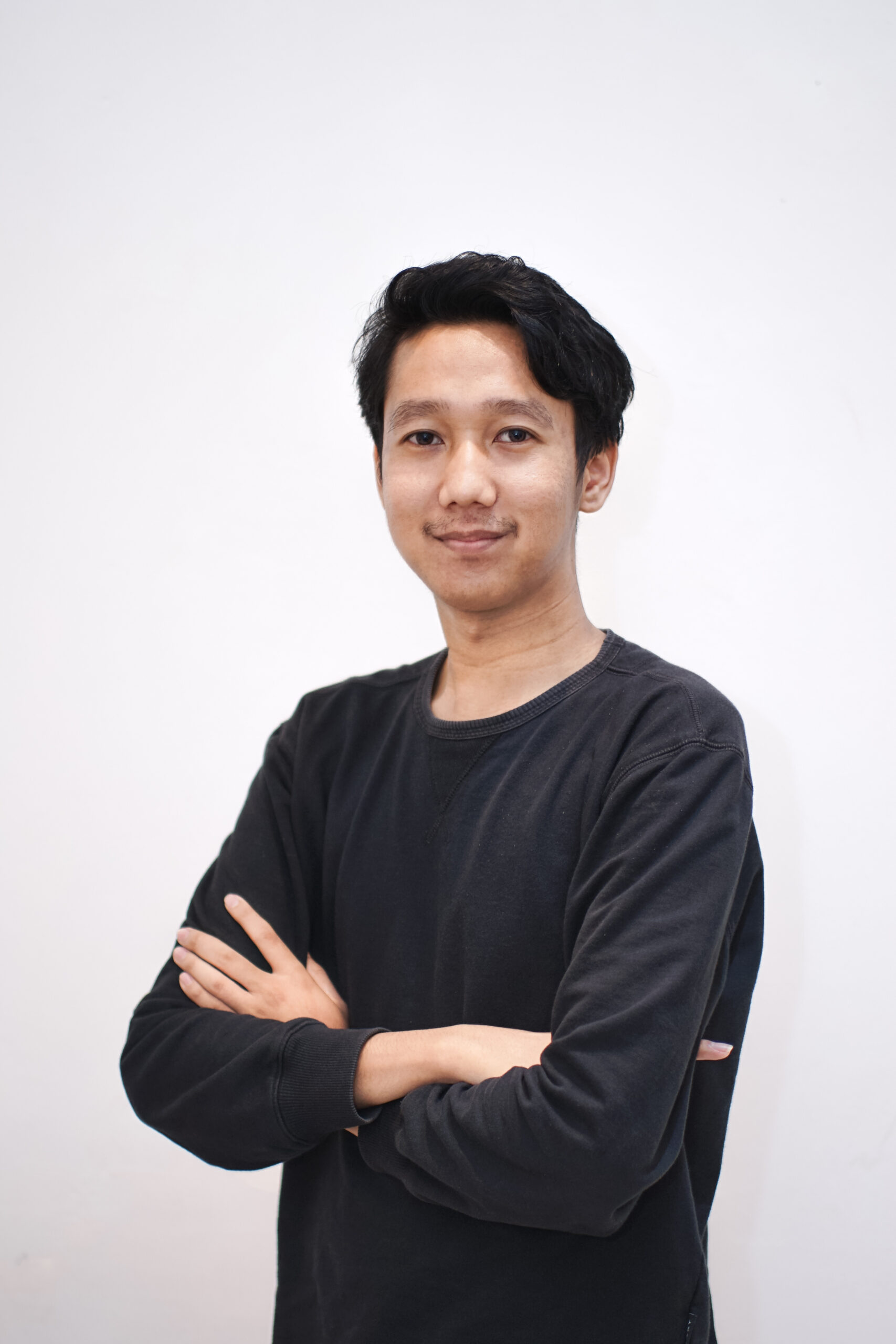 Strategi Promosi Produk Digital di Media Sosial pp risky baru